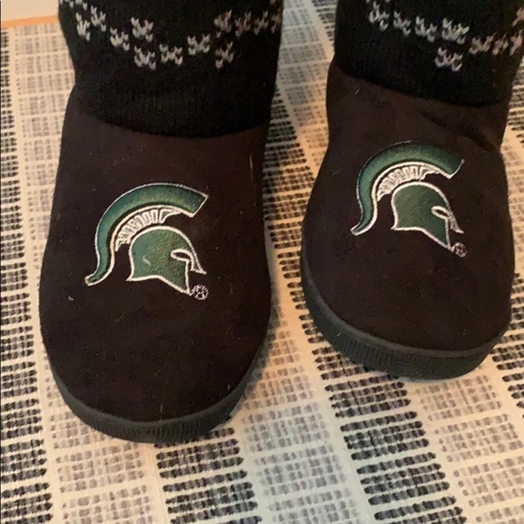 Michigan State University Spartan Slippers SM 5-6 - Picture 2 of 6